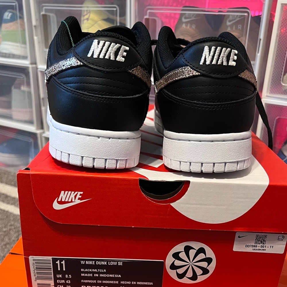 Women’s size 11  Nike Dunk SE -Black/Animal print